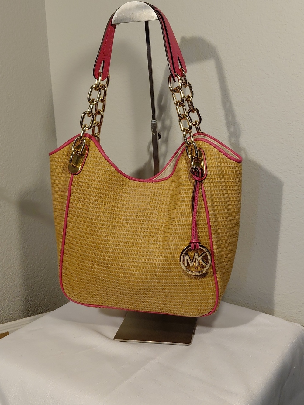 Michael KORS Woven Shoulder Bag